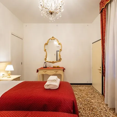 Ca' Luisa Hotel Venice Exterior photo